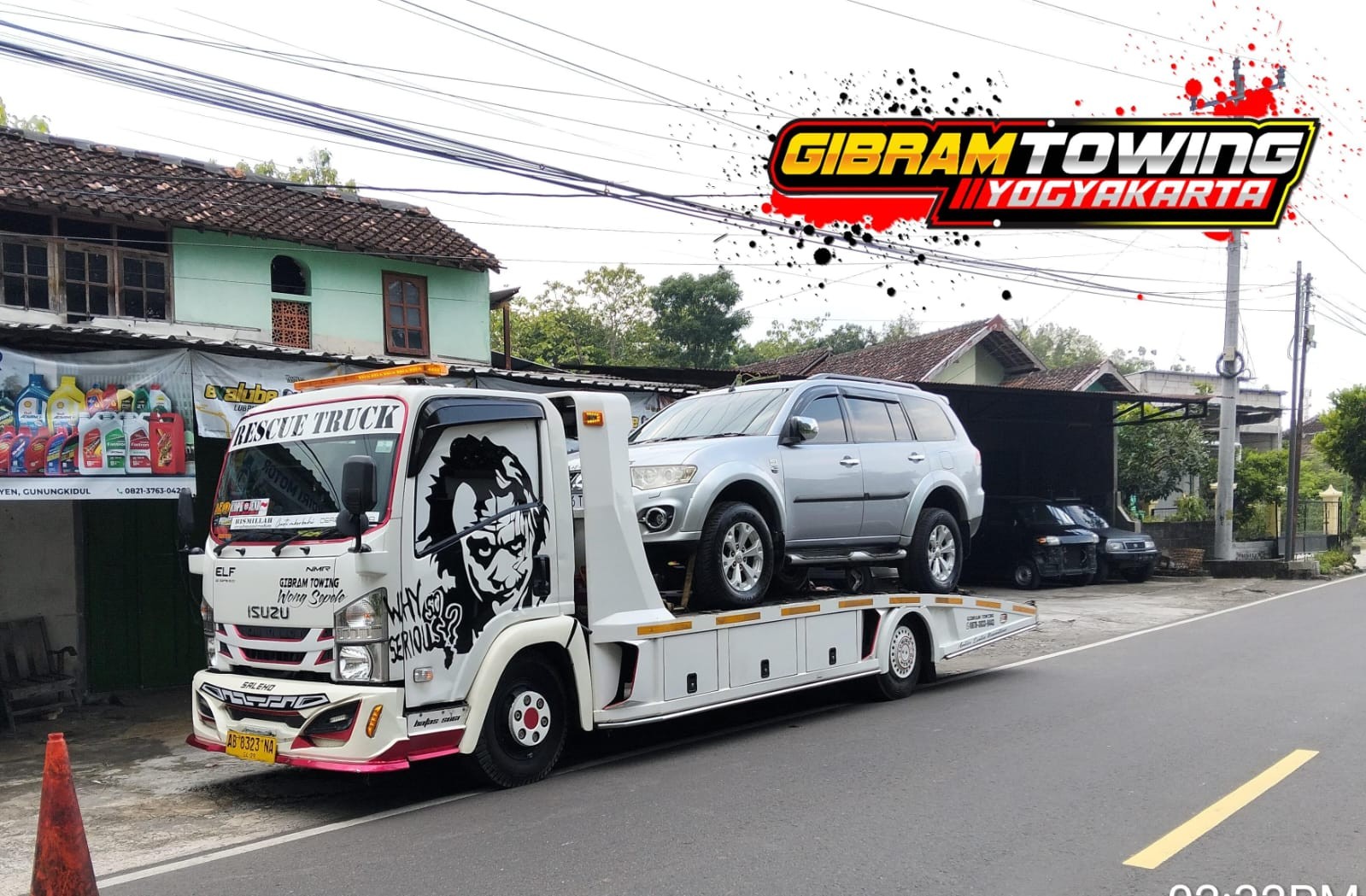 24 Jam Rekomendasi Jasa Derek Mobil Terpercaya di Jogja  HP : 0851-0118-9443